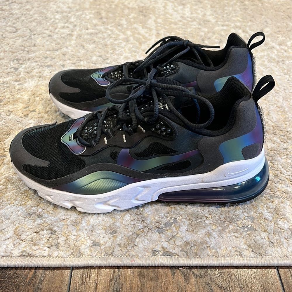 Air Max 270 React 'Bubble Pack' size 7y women’s size 8.5 in EUC
